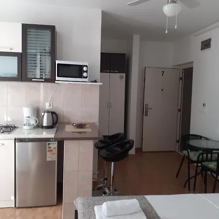 Begonia Apartamento Starigrad Paklenica