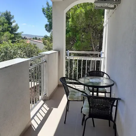 Apartamento Begonia Starigrad Paklenica