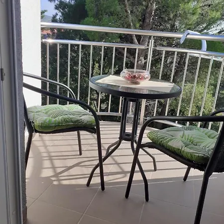 Begonia Apartment Starigrad Paklenica